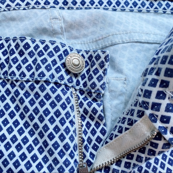 Like new ZARA printed jeans - Picture 8 of 8